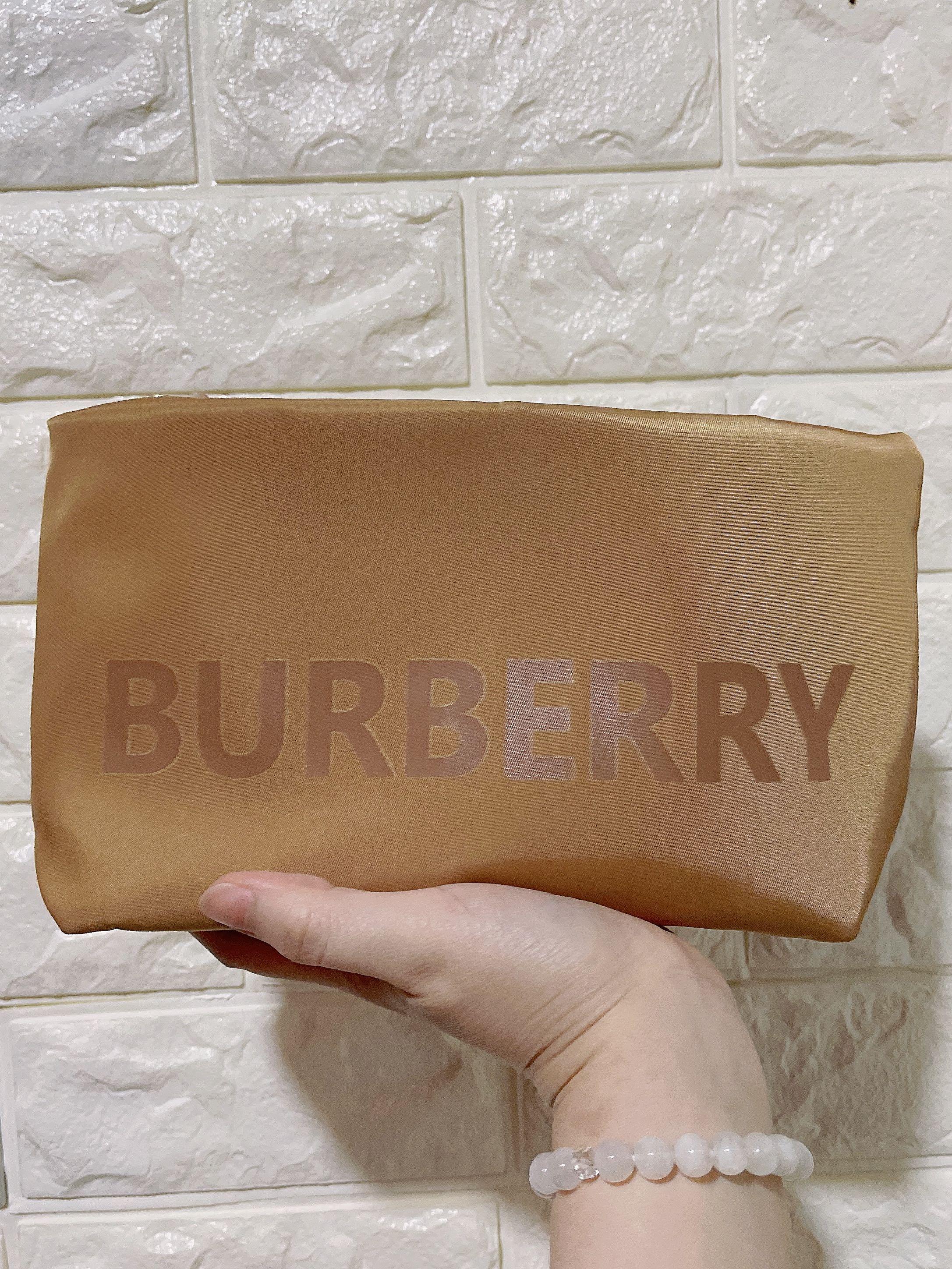 Burberry sale cosmetic pouch