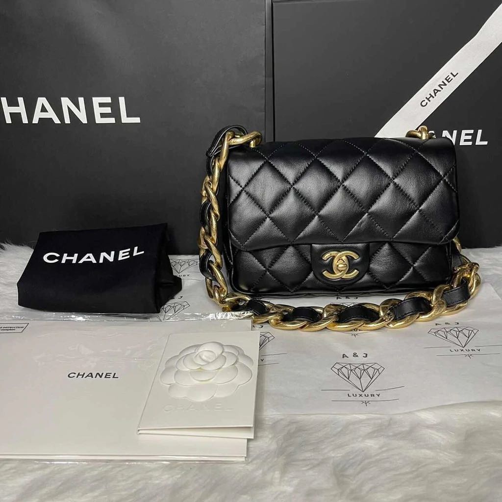 Chanel mini flap black with thick chain in black, Women's Fashion, Bags &  Wallets, Shoulder Bags on Carousell