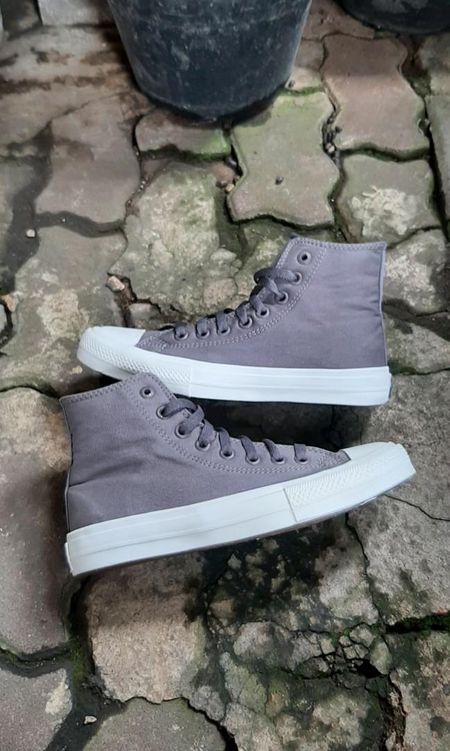 Converse hotsell ct2 abu