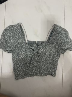 (Category: ) located in . Submitted by wardrobe8802 (Listing ID 1165387796, Image 1). Description: .