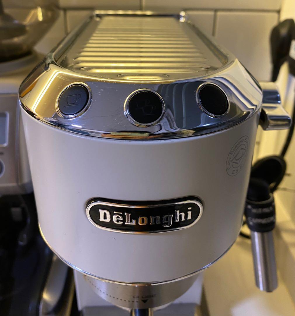 Delonghi Dedica White Pump Espresso Coffee Machine, TV & Home