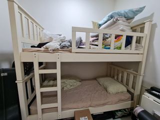 (Category: ) located in . Submitted by kwlee1 (Listing ID 1165344146, Image 1). Description: .