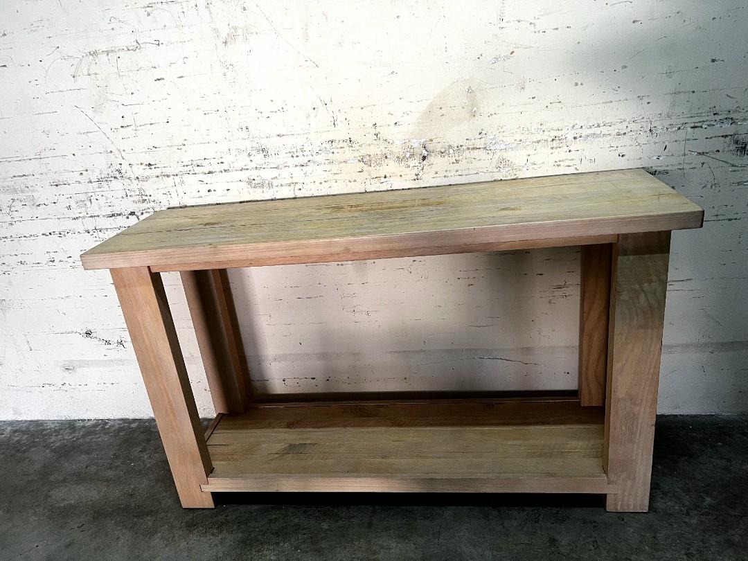 Rekarne on sale console table
