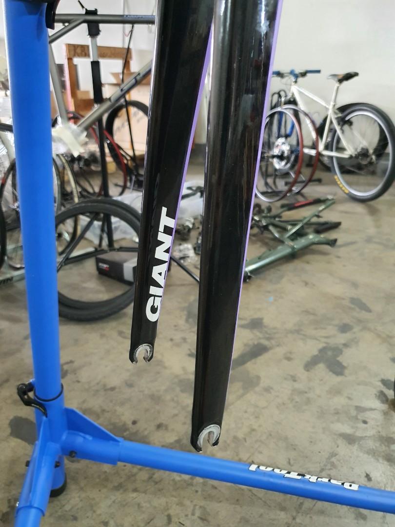 giant coast air fork