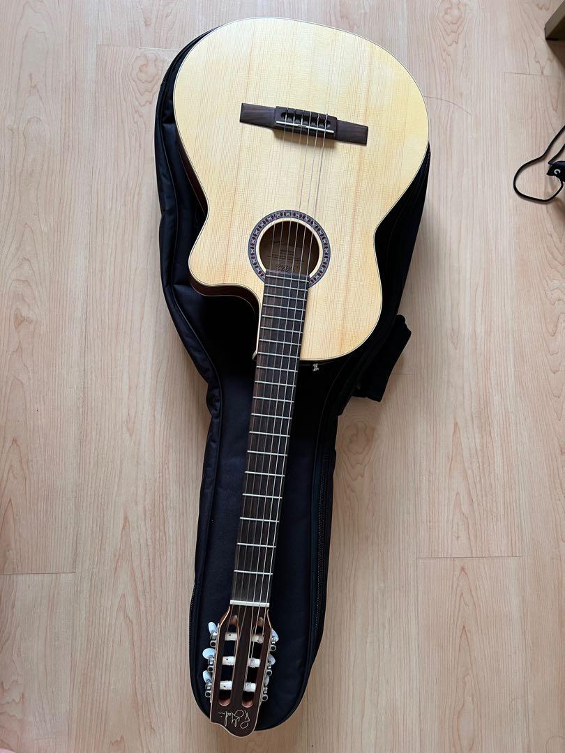 Godin La Patrie Arena Guitar, Hobbies & Toys, Music & Media, Musical