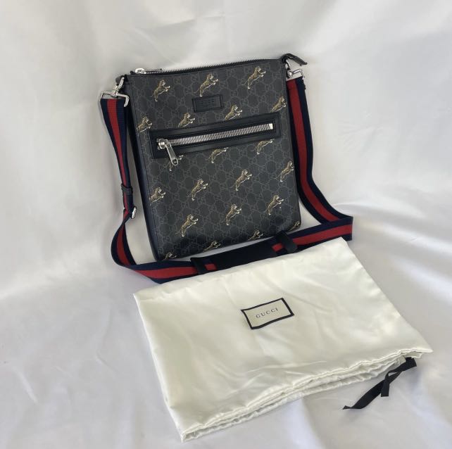 Gucci Black Tiger Messenger Bag for Men