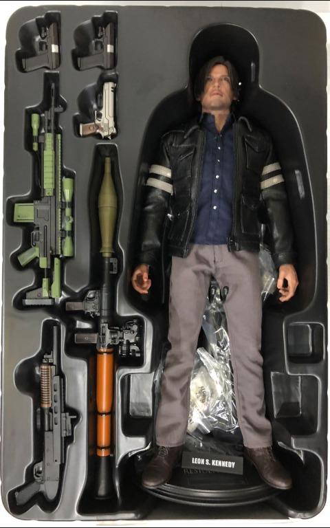 Hot toys leon kennedy discount