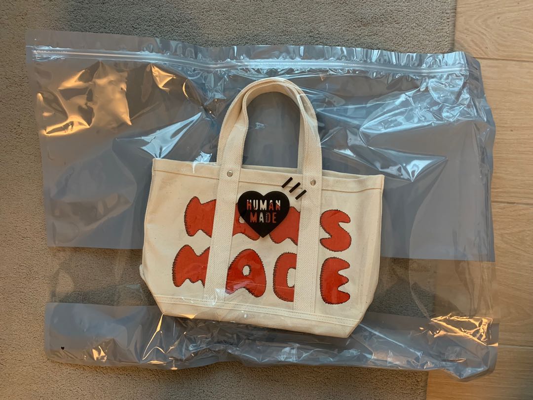 Human made x kaws tote bag size small 100% new 日本全新, 名牌 