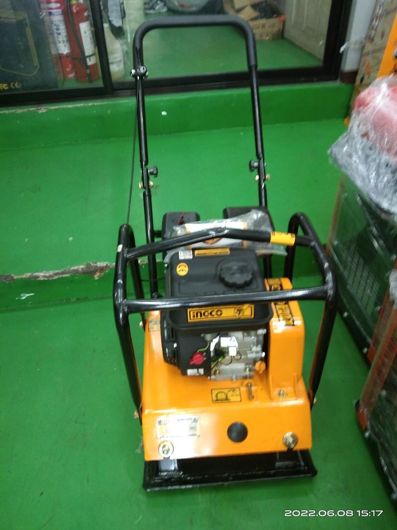 Ingco plate compactor, Commercial & Industrial, Construction Tools ...