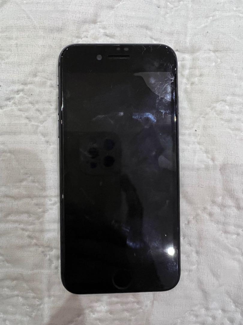 iPhone 8 64GB ‼️RUSH SALE‼️ (Category: iPhone 8 Series) located in Paranaque City. Submitted by ellies.corner (Listing ID 1165394342, Image 2). Description: iPhone 8 Space Grey - 64 GB - 100% Battery Health - With Original Box & Free Case - Lady owned - Fully functioning Issue: - Small unnoticeable crack on upper left corner - Bought in Power Mac Pasay in 2018 - With receipts - Negotiable if sure buyer RFS: phone upgrade For more info, please don