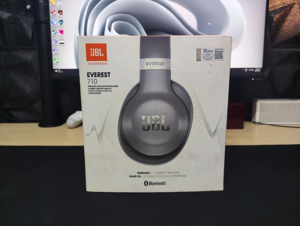 JBL Everest 710 Wireless Flagship Headphone JBL PRO AUDIO