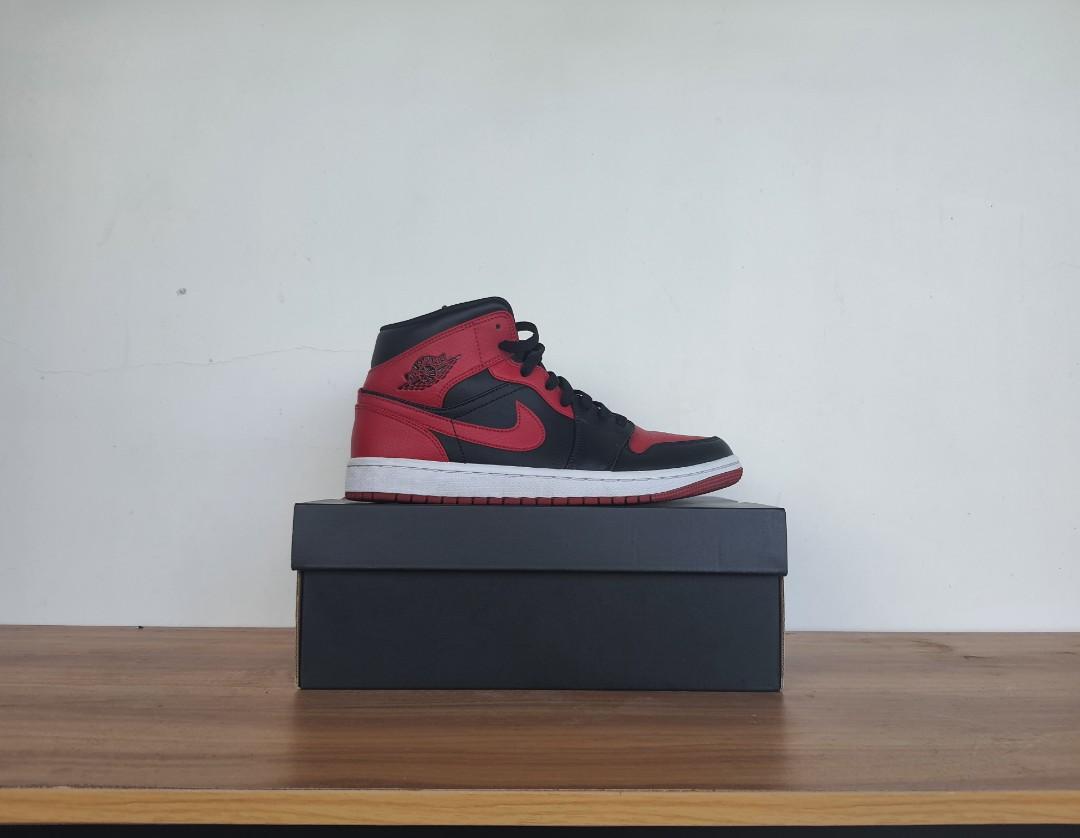 Jordan 1 Mid Banned (Category: Sneakers) located in Talavera. Submitted by projecthype (Listing ID 1165249149, Image 1). Description: For Sale Only Jordan 1 Mid Banned Size 8.5 9+/10 Condi (Used once) Complete 8,500.