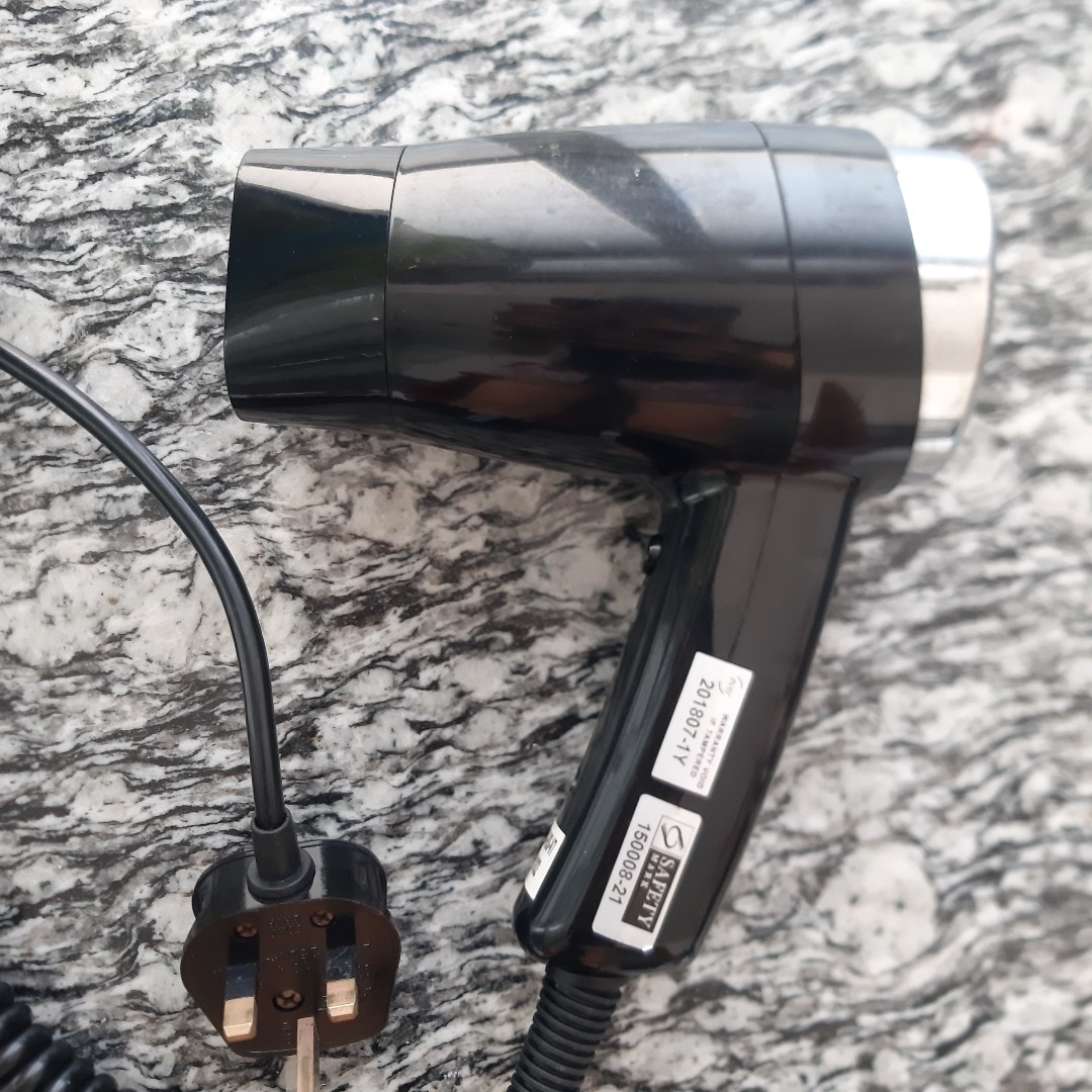 JVD Hair Dryer 1600W, Beauty & Personal Care, Hair on Carousell