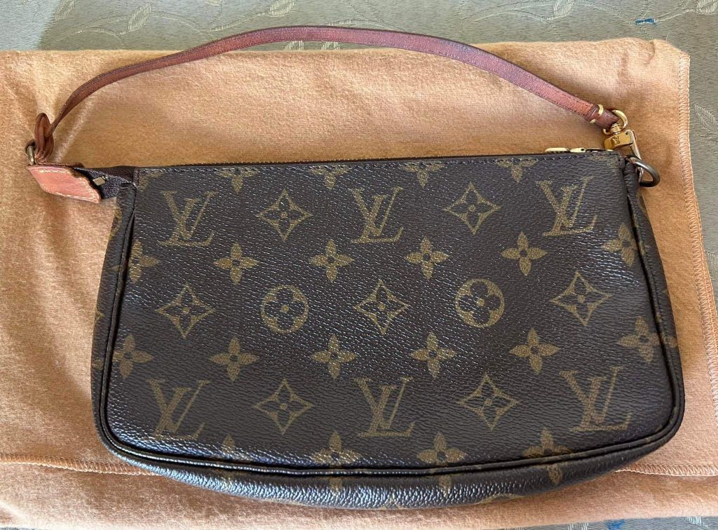 Louis Vuitton Mini Pochette Monogram, Luxury, Bags \u0026 Wallets on Carousell