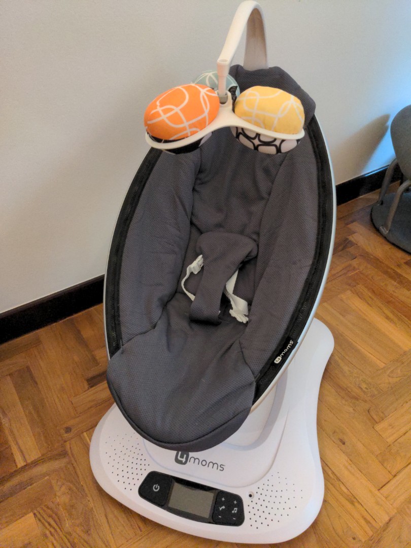 Mamaroo 4.0 (inc. delivery and manual), Babies & Kids, Infant Playtime