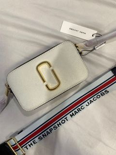 Marc Jacobs Snapshot Sunkissed, Luxury, Bags & Wallets on Carousell