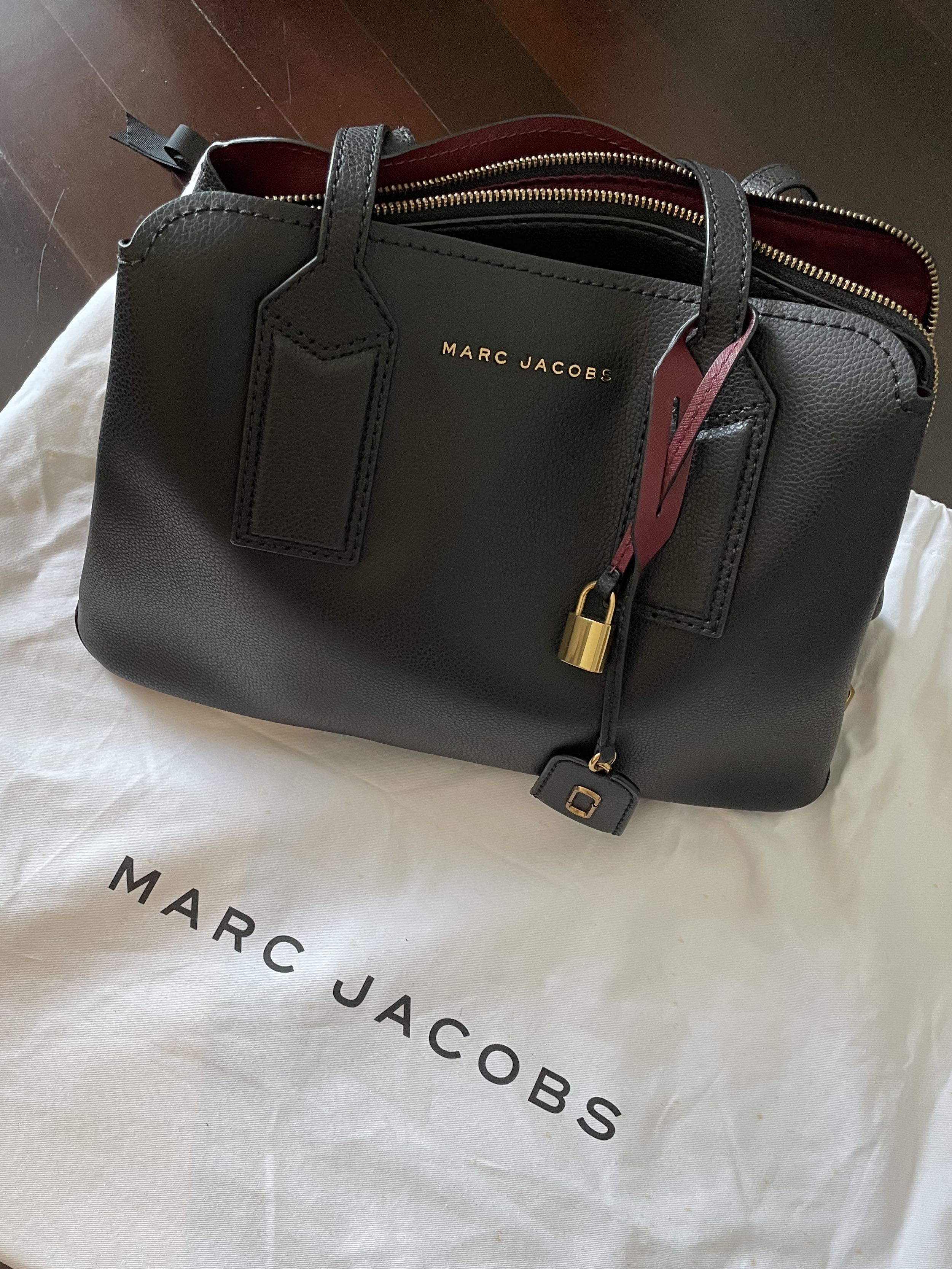 Marc Jacobs The Editor Leather Tote Bag, Women's Fashion, Bags ...
