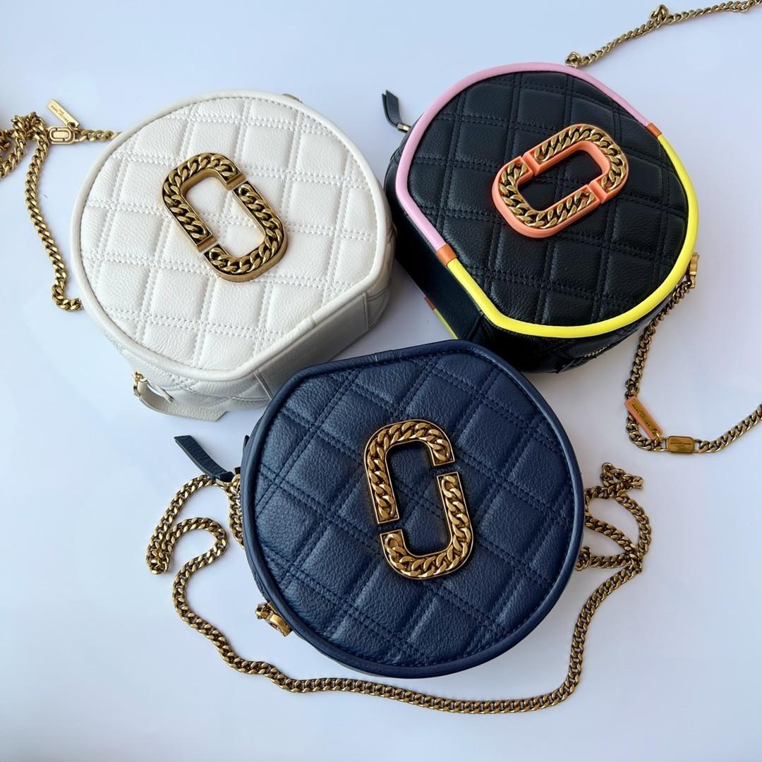 Marc Jacobs The Status Round Crossbody Bag series, Women's Fashion, Bags & Wallets, Crossbody