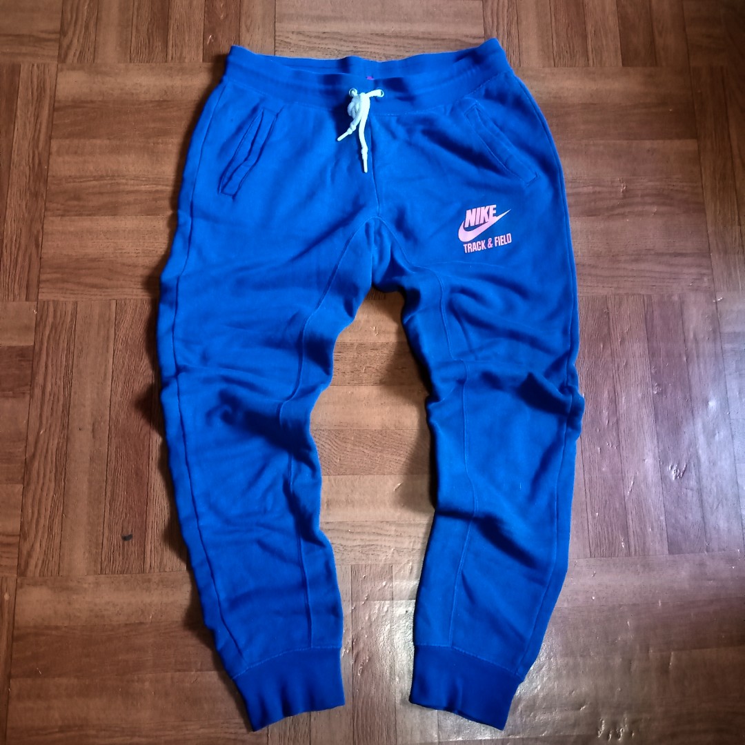 NIKE Jogger Pants, Women's Fashion, Bottoms, Other Bottoms on Carousell