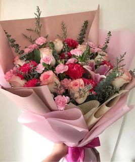 Pink Roses & Carnations
