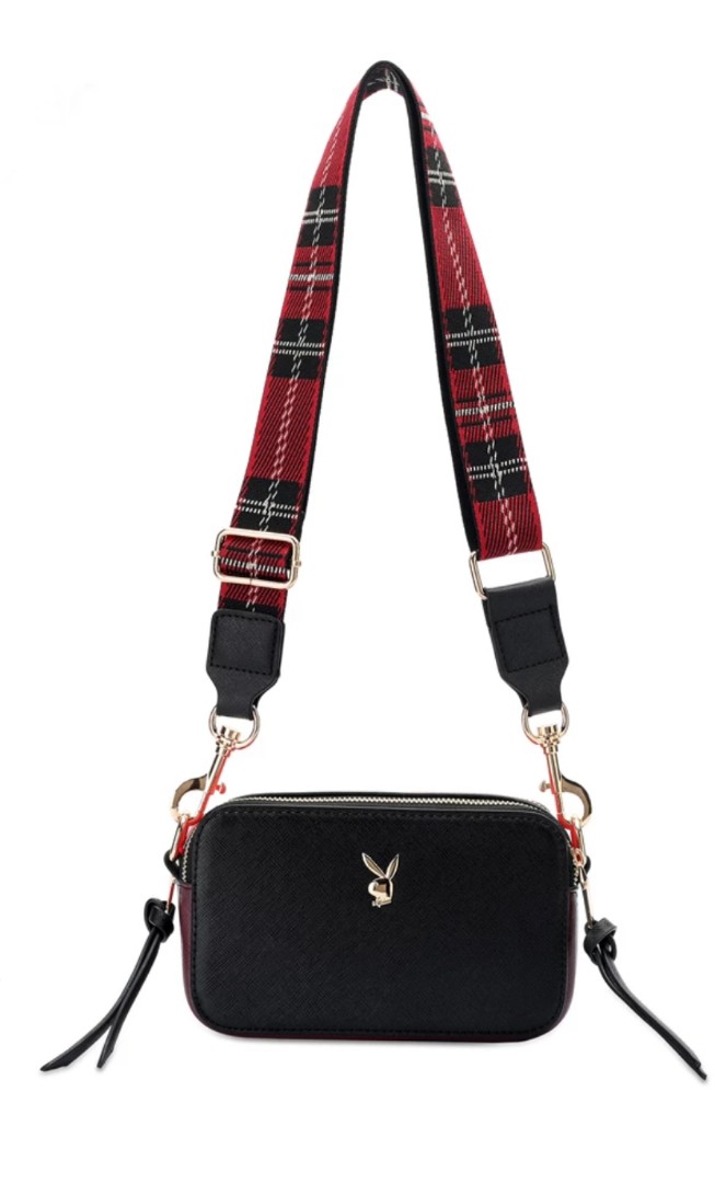 Playboy bunny outlet casual sling bag