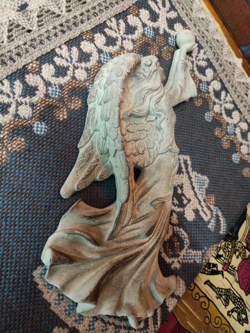 Resin angel wall plaque, Furniture & Home Living, Home Decor, Wall Decor on Carousell