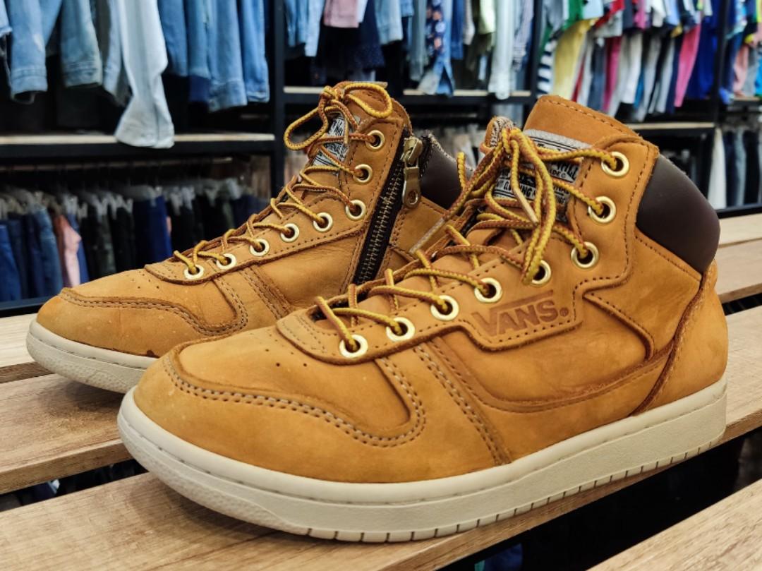 Sepatu vans boots discount