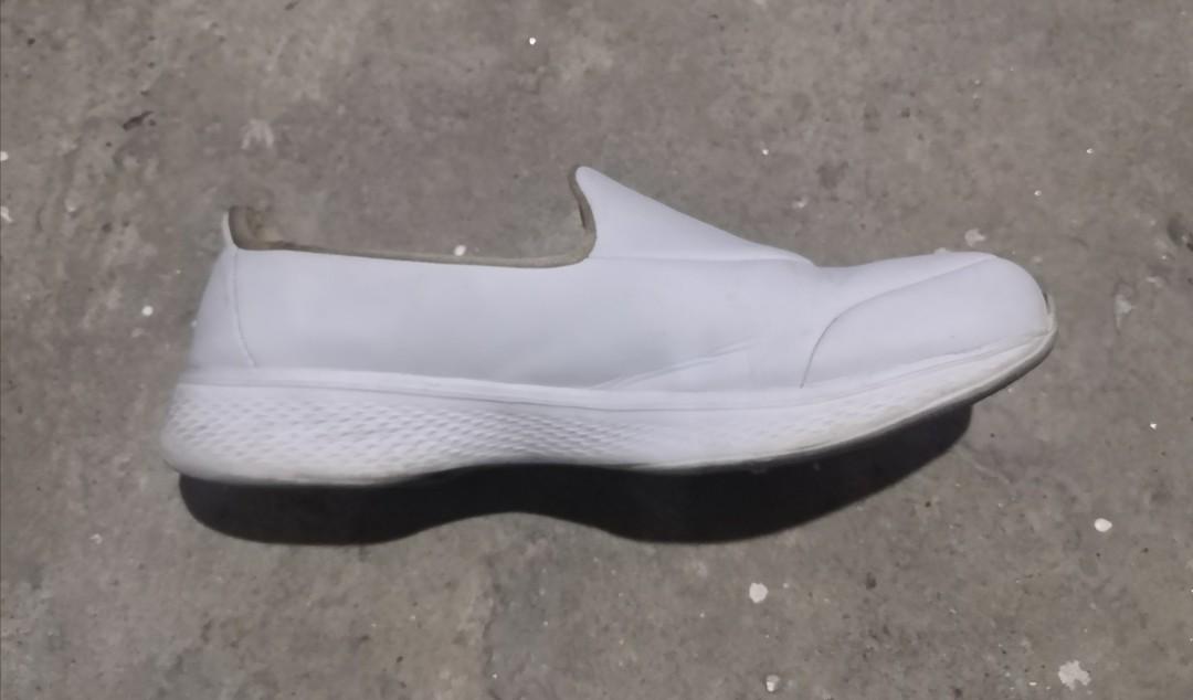 Skechers goga max size 9 sale