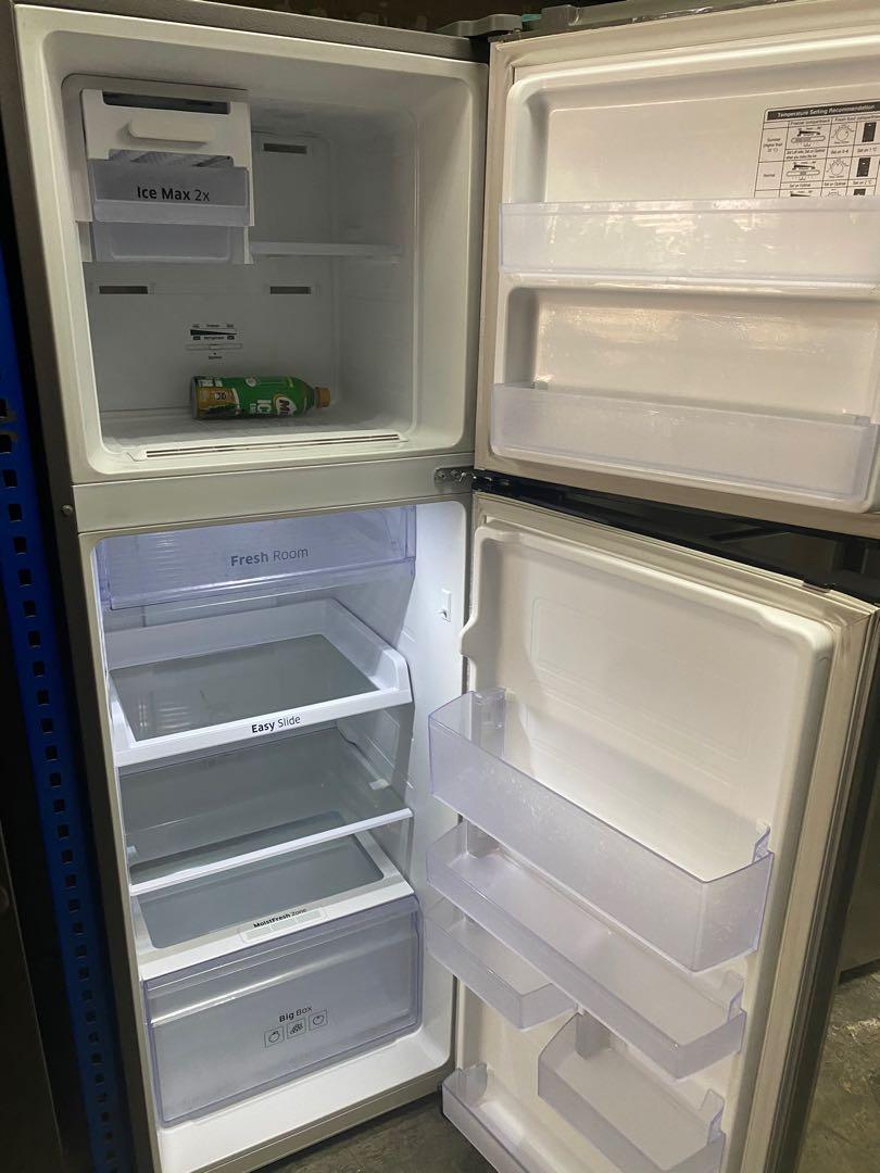 samsung digital inverter fridge inside