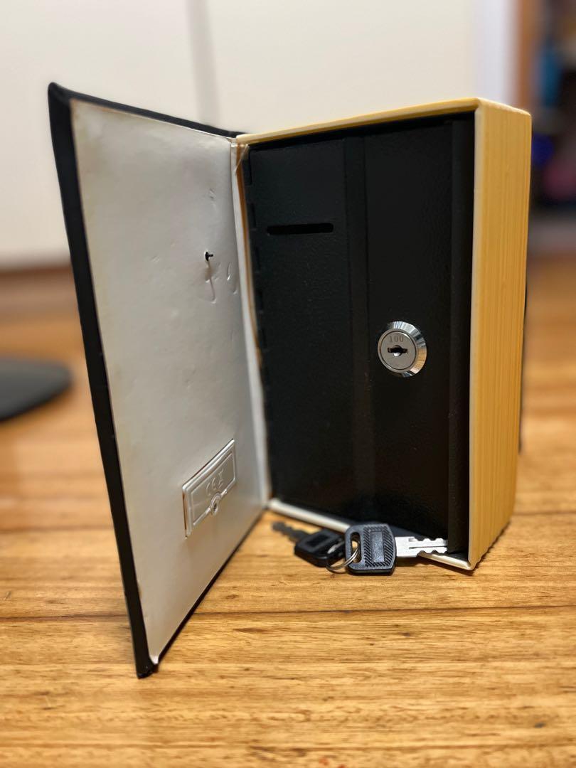 Smiggle money box safe, Hobbies & Toys, Stationery & Craft, Occasions