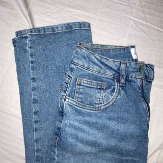 (Category: ) located in . Submitted by pr3loved_items (Listing ID 1165424718, Image 1). Description: .