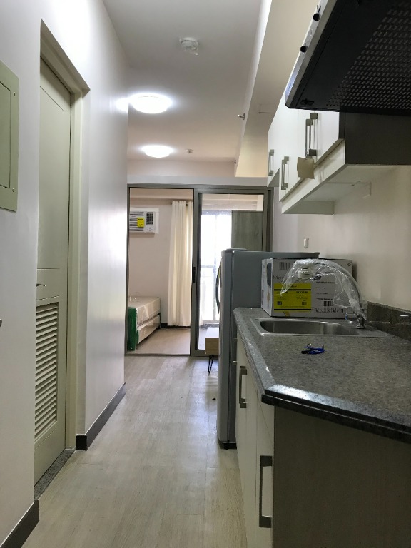 Studio Unit DMCI Fairway Terraces, Villamor Airbase SLEX Pasay City