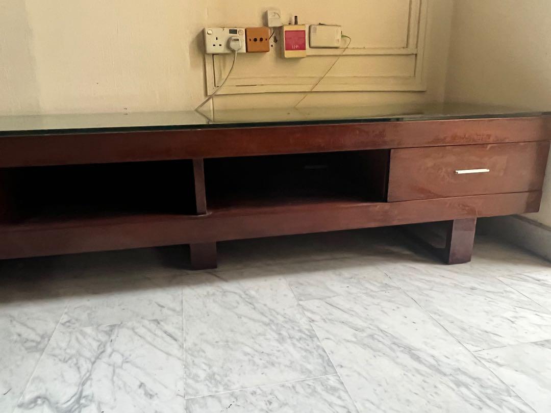 TV heavy wood, Furniture & Home Living, Furniture, TV Consoles