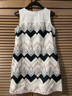 Twenty3 Geometrical Print Shift Dress