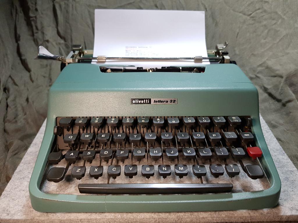 Update#1 Typewriter Olivetti Lettera 32 Mexico Portable type ...