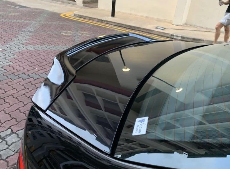 Universal ducktail spoiler in glossy black / cf benz w204 cclass
