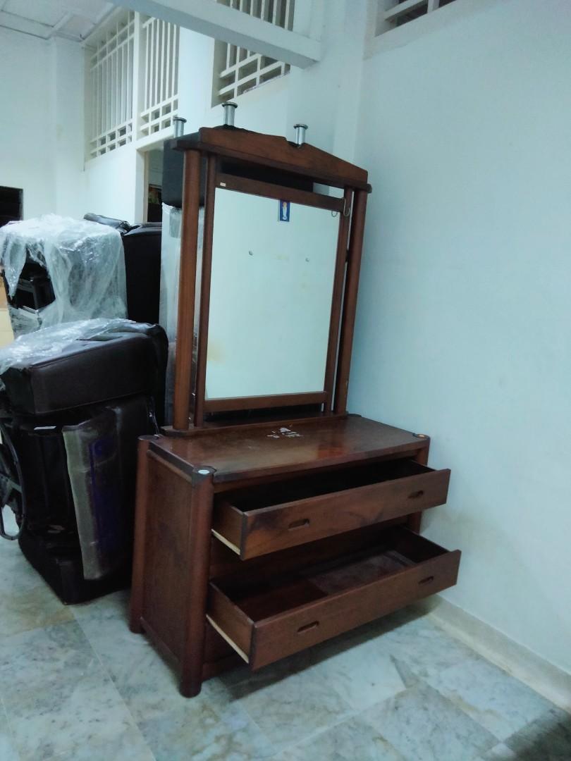 Used dressing table for selling we will free delivery-80$, Furniture u0026 Home  Living, Furniture, Other Home Furniture on Carousell