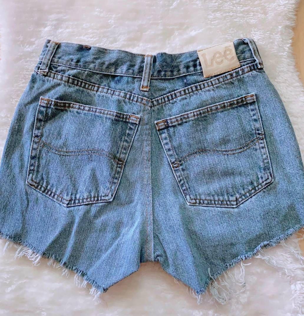 Lee denim shorts, made in the USA, women's size L (w30). cotton blue type Vintage Second Hand