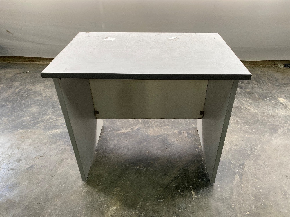 Wooden Office Table Grey Colour / Meja Pejabat Kayu Warna Kelabu