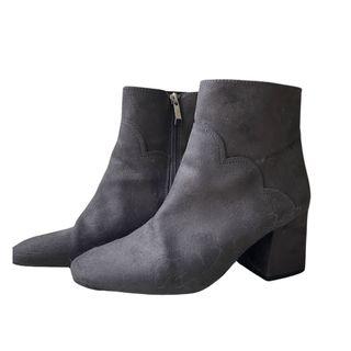 Zara Suede Grey Ankle Boots