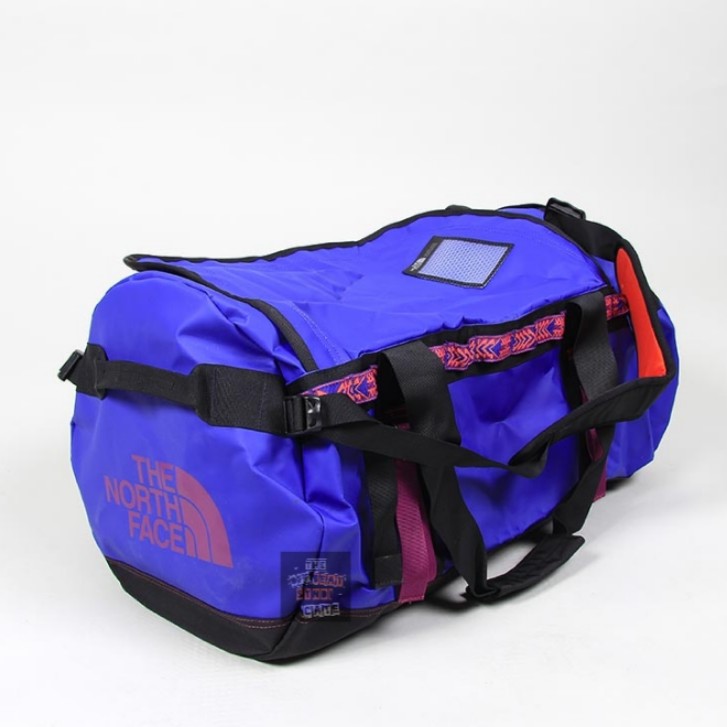 Base camp online duffel aztec blue