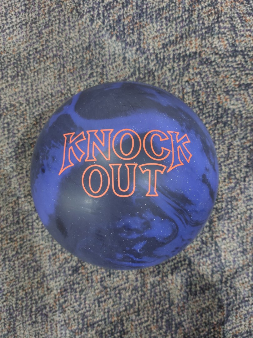 14lbs Knock Out Black &Blue Brunswick Bowling Ball, Sports Equipment, Sports & Games, Billiards