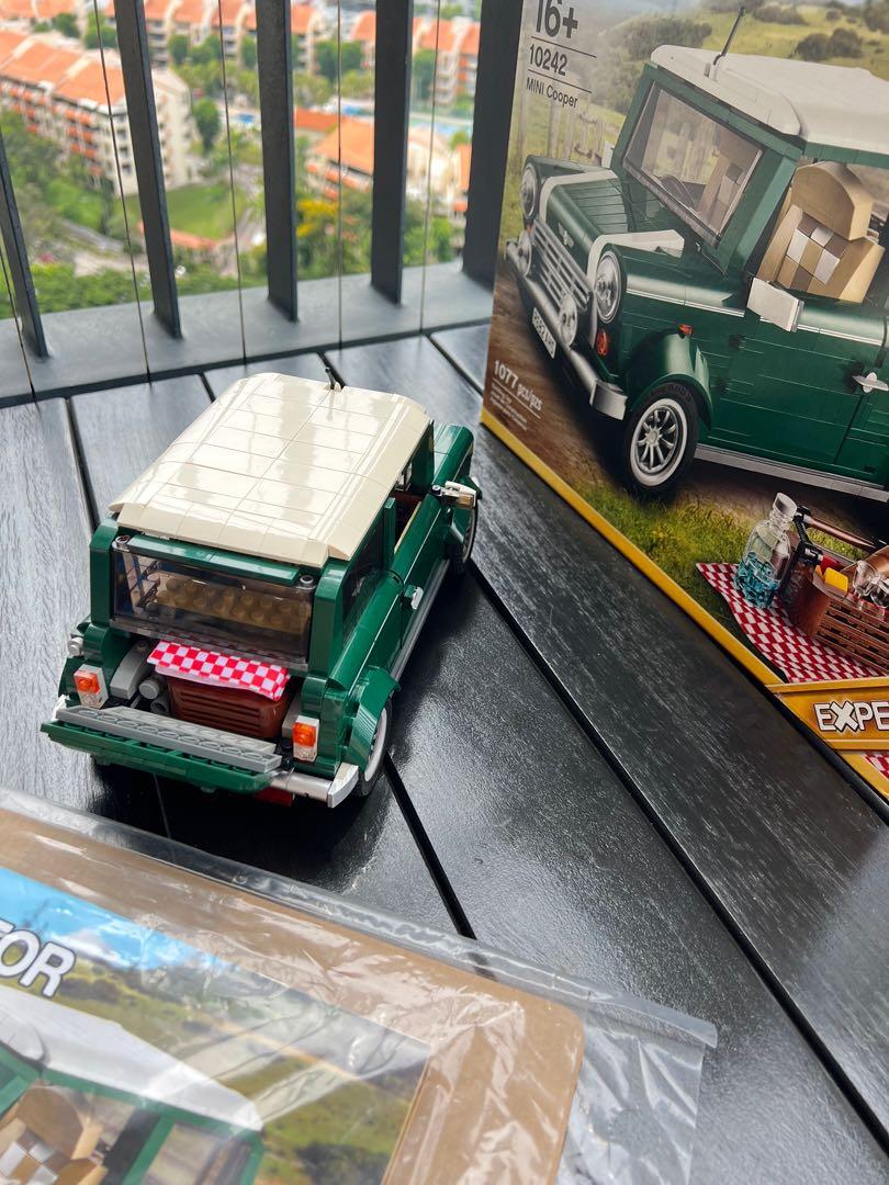 Lego creator expert mini sales cooper 10242 construction set