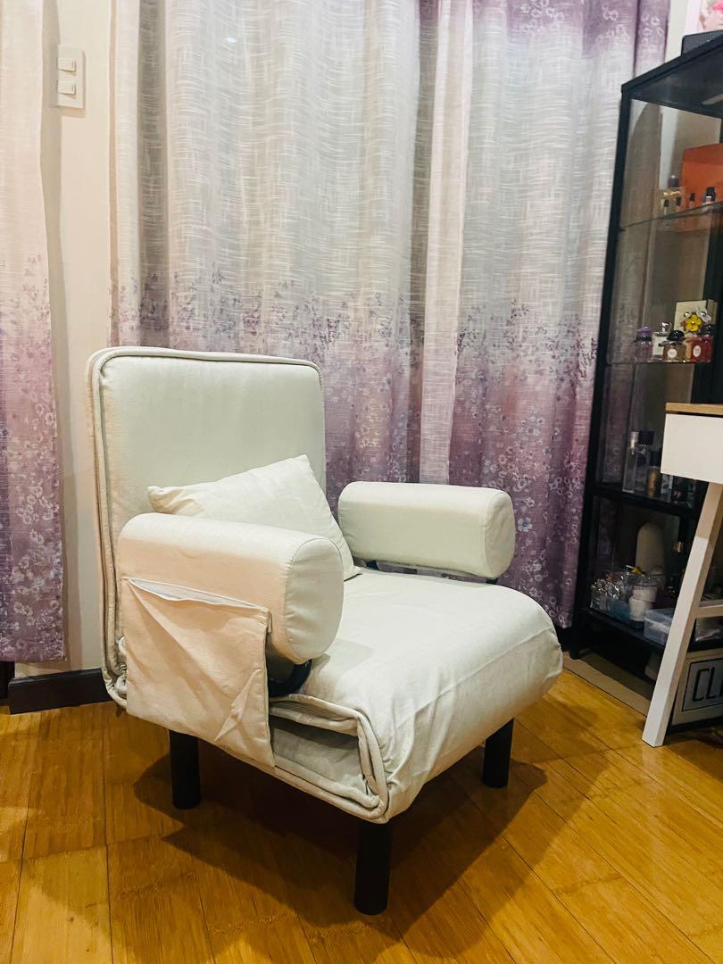 3in1 SINGLE SOFA BED (Category: Chairs) located in Manila. Submitted by claydelane (Listing ID 1165544292, Image 1). Description: Brandnew Easy to assemble Lightweight and super comfy.