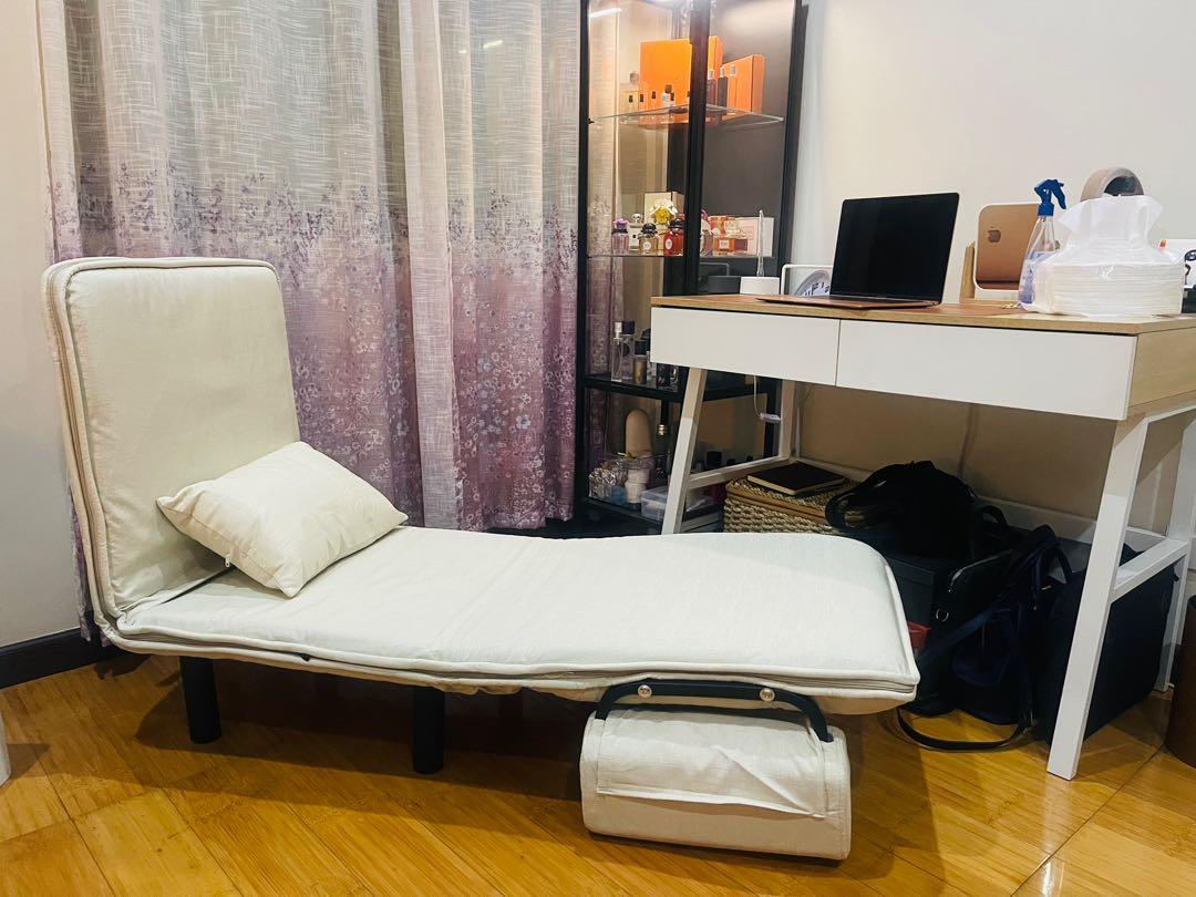 3in1 SINGLE SOFA BED (Category: Chairs) located in Manila. Submitted by claydelane (Listing ID 1165544292, Image 2). Description: Brandnew Easy to assemble Lightweight and super comfy.