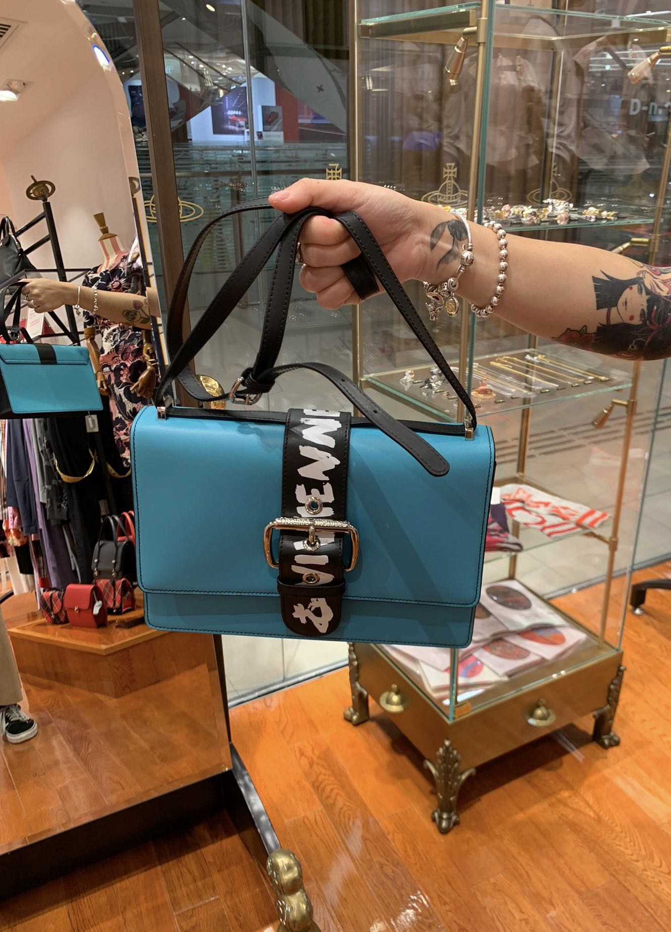 Vivienne westwood alex best sale crossbody bag