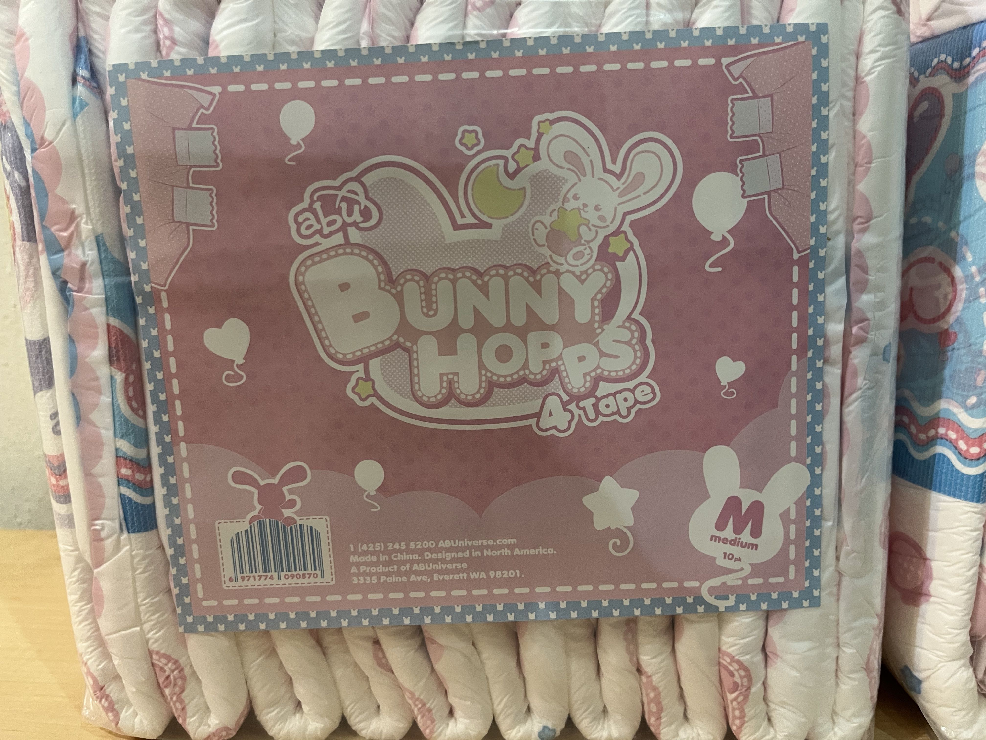 Abu BunnyHops adult diaper abdl, Health & Nutrition, Assistive