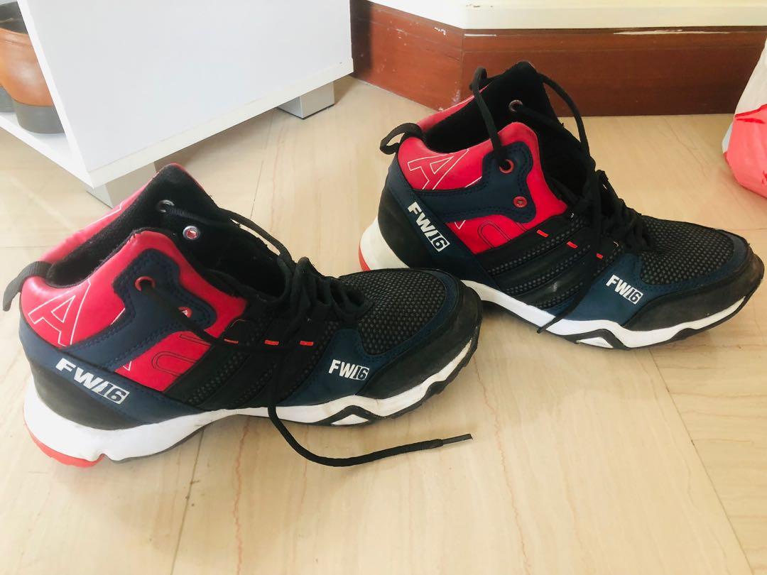 Fw16 sports hotsell shoes