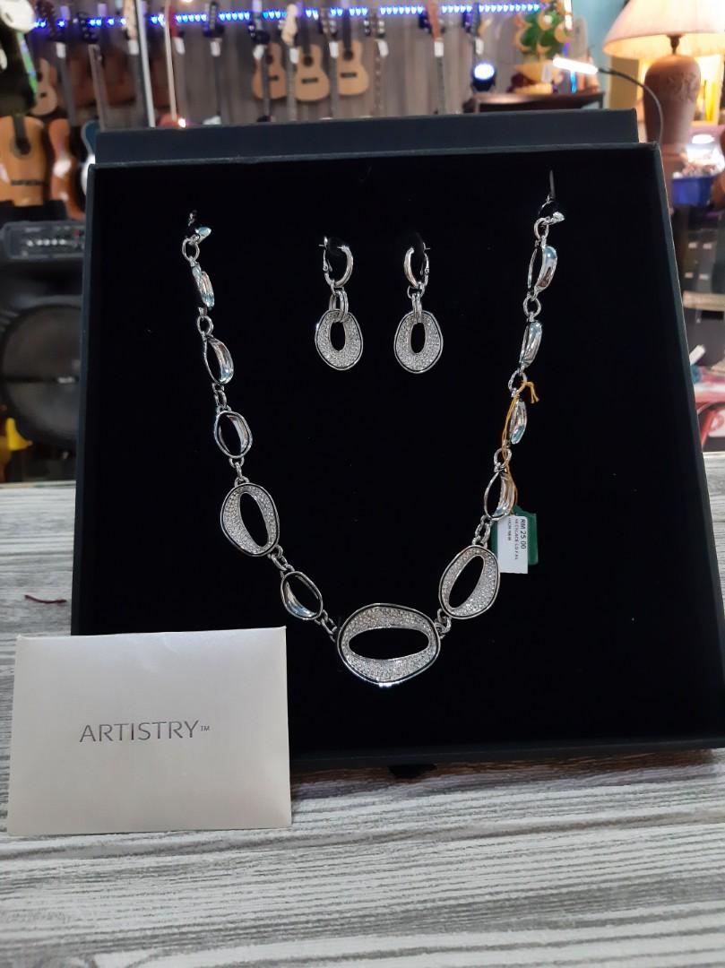 Artistry necklace outlet
