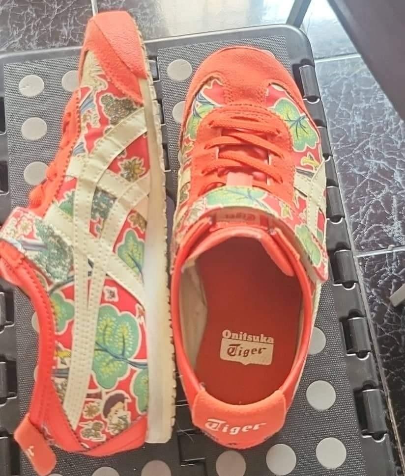 onitsuka for ladies